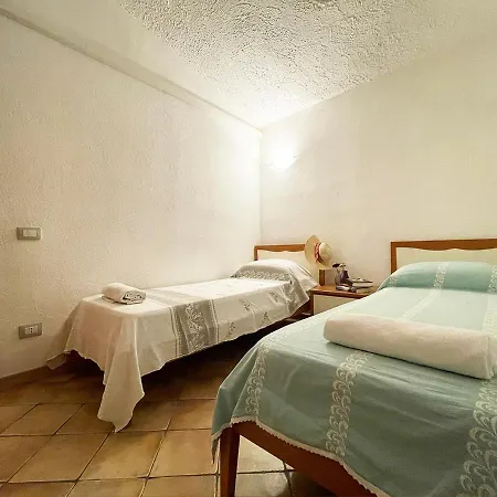 Casavacanze2000 Casa vacanze Monte Nai